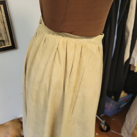 Vintage 90's Anne Klein II Real Suede Gathered Full Skirt Size Small - Picture 6 of 9
